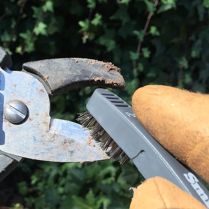 Smith’s 50601 Pruning Tools Sharpener - Hedge & Pruning Shears - Loppers & Gardening Tools - Large Handle w/Finger Guard - Handheld Manual - Replaceable Carbide Blades - Wire-Bristled Cleaning Brush