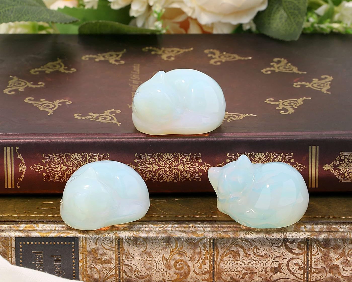 LAIDANLA Opal Sleeping Cat Statue Healing Crystals Moonstones Hand Carved Cute Kitten Figurine Sculpture 1.6" Opalite White Gemstone Decor Polished Stone Reiki Office Desk Home Decoration Gifts