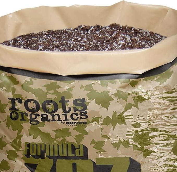 Aurora Innovations Roots Organic Formula 3 Cubic Feet 707 Growing Mix Peat, Compost, Coco Lawn Garden Large Container Water Retention Potting Soil in 30 Gallon Grow Bag