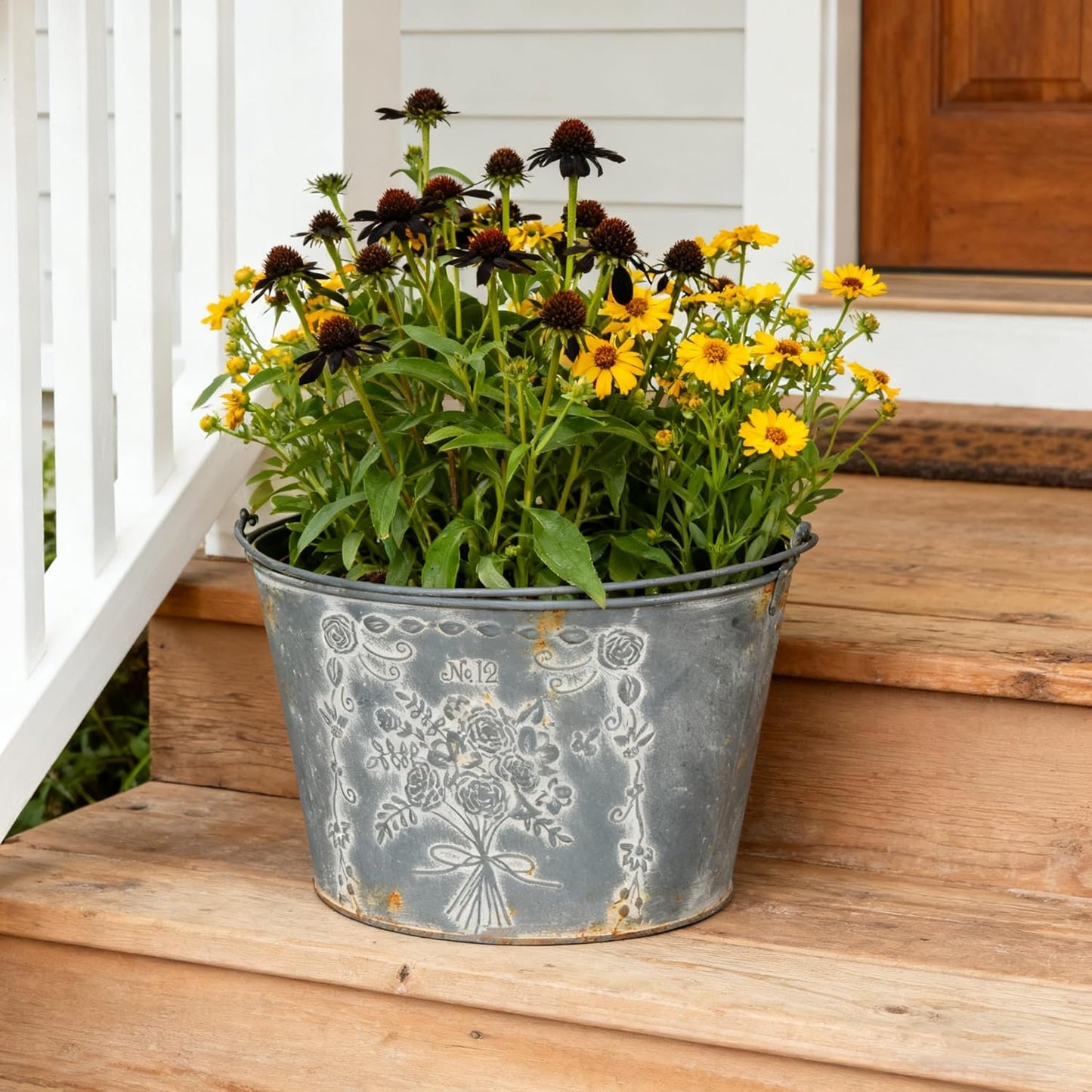 Vintage Embossed Metal Planter Pot with Handle, Rustic Farmhouse Flower Bucket, 11.81" Decorative Garden Pot for Indoor Outdoor Plants, Succulents, Herbs, Home Decor Accent