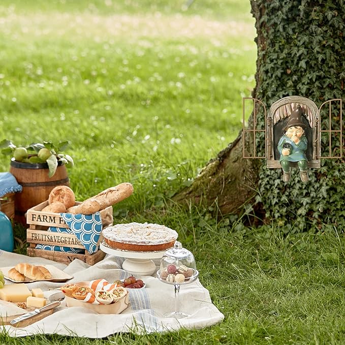 2 Pieces Garden Gnome Statue Elf Out The Door Tree Hugger Garden Peeker Yard Art Tree Sculpture Gnome Decoration Outdoor for Patio Yard Lawn Porch Ornament (Classic Style)